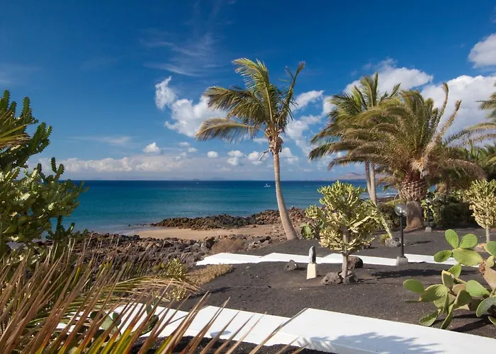 Velazquez 2* Puerto del Carmen (Lanzarote)